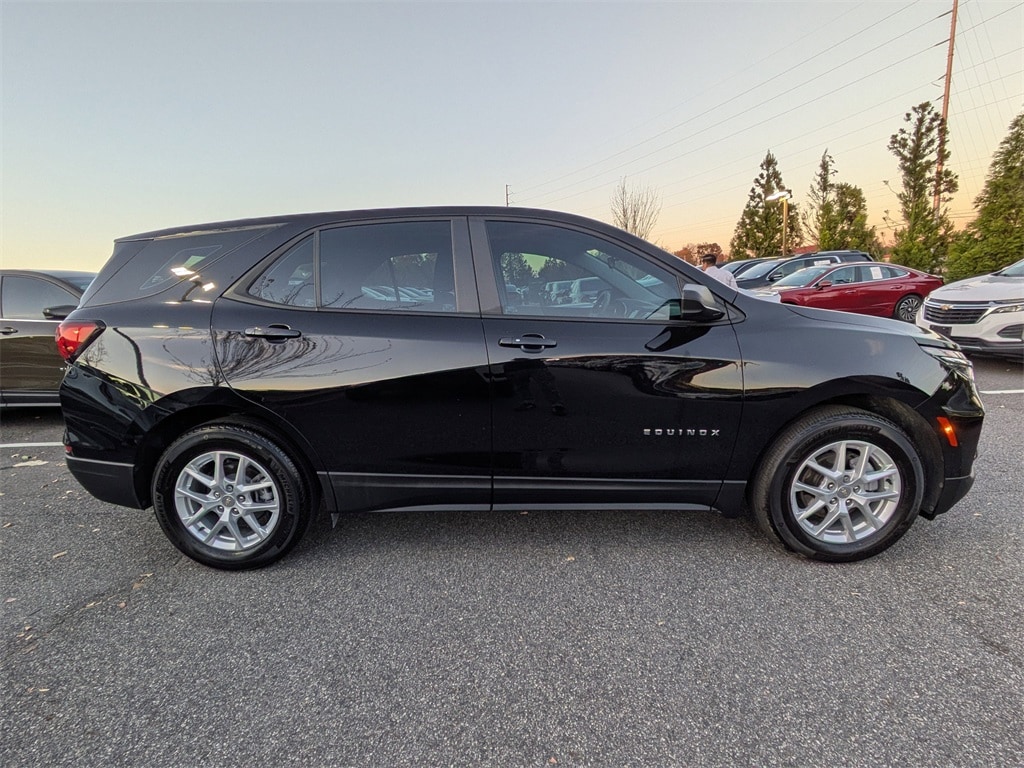 Used 2024 Chevrolet Equinox LS w/1LS SUV