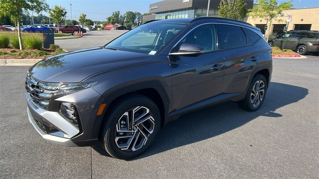 New 2025 Hyundai Tucson Hybrid Limited SUV