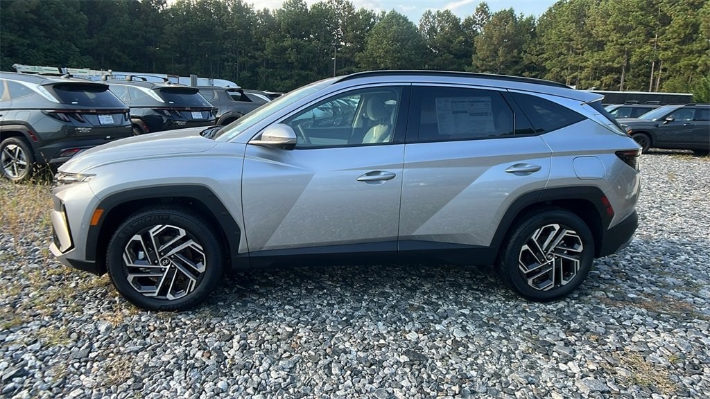 New 2025 Hyundai Tucson Hybrid Limited SUV
