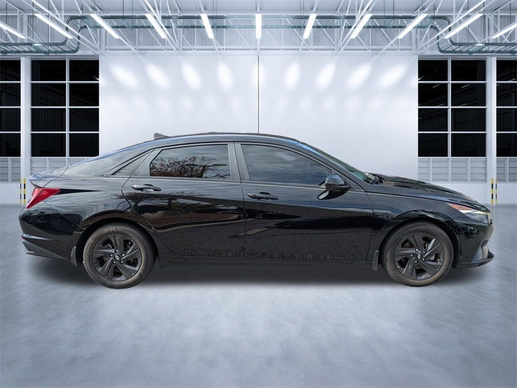 Used 2023 Hyundai Elantra SEL Sedan