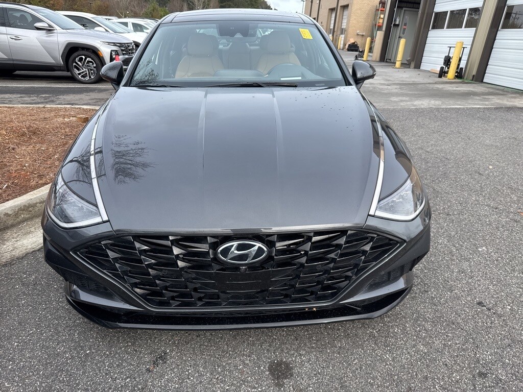 2021 Hyundai Sonata Limited photo 2