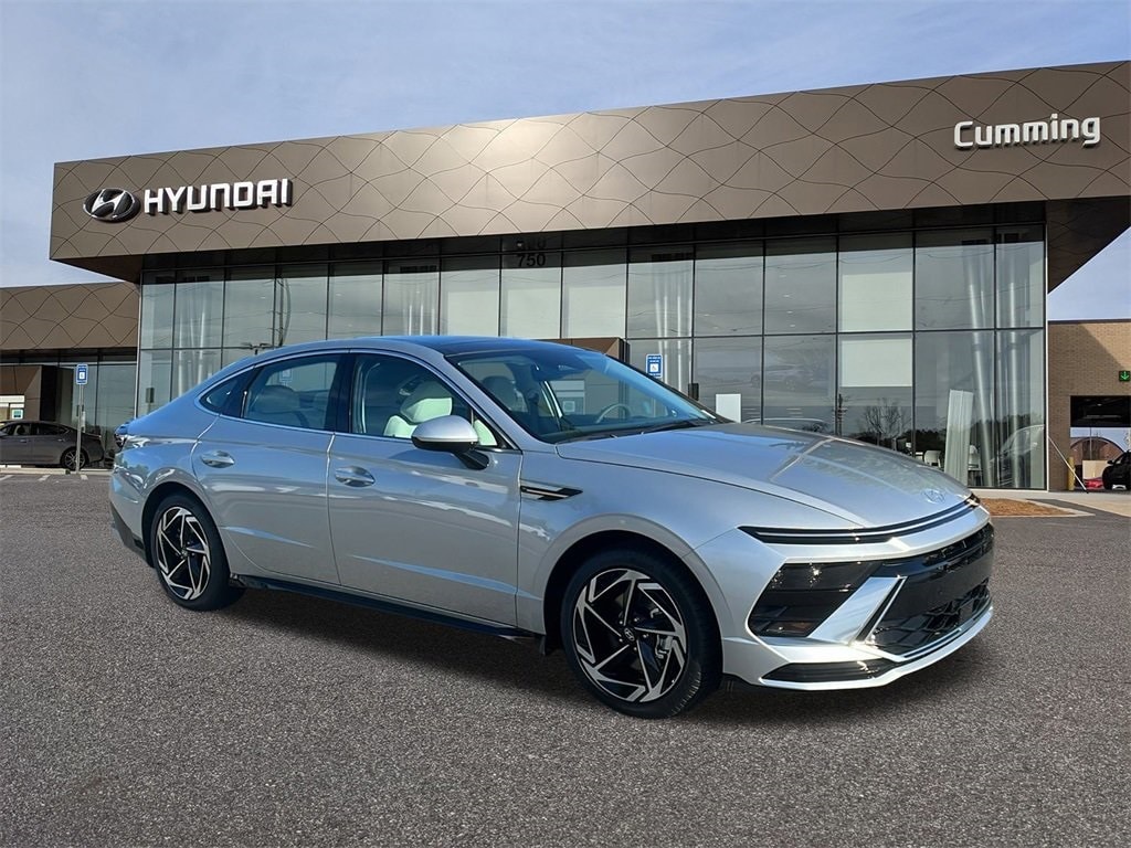 2025 Hyundai Sonata SEL's photo