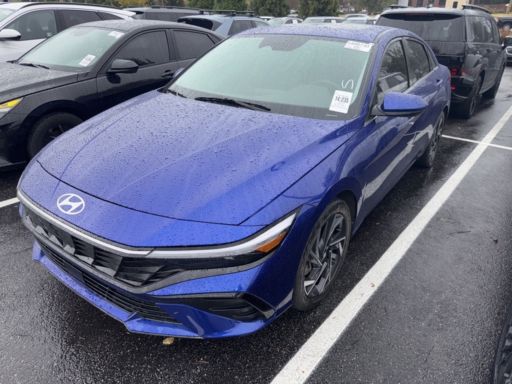 Used 2024 Hyundai Elantra SEL Sedan