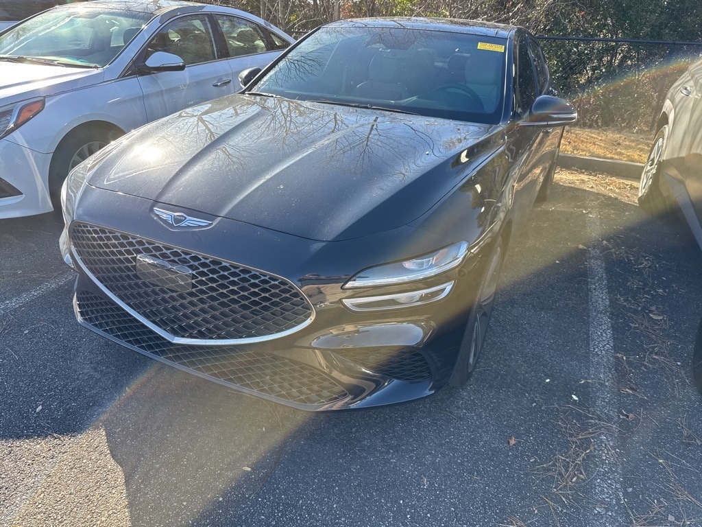 2025 GENESIS G70 Standard's photo