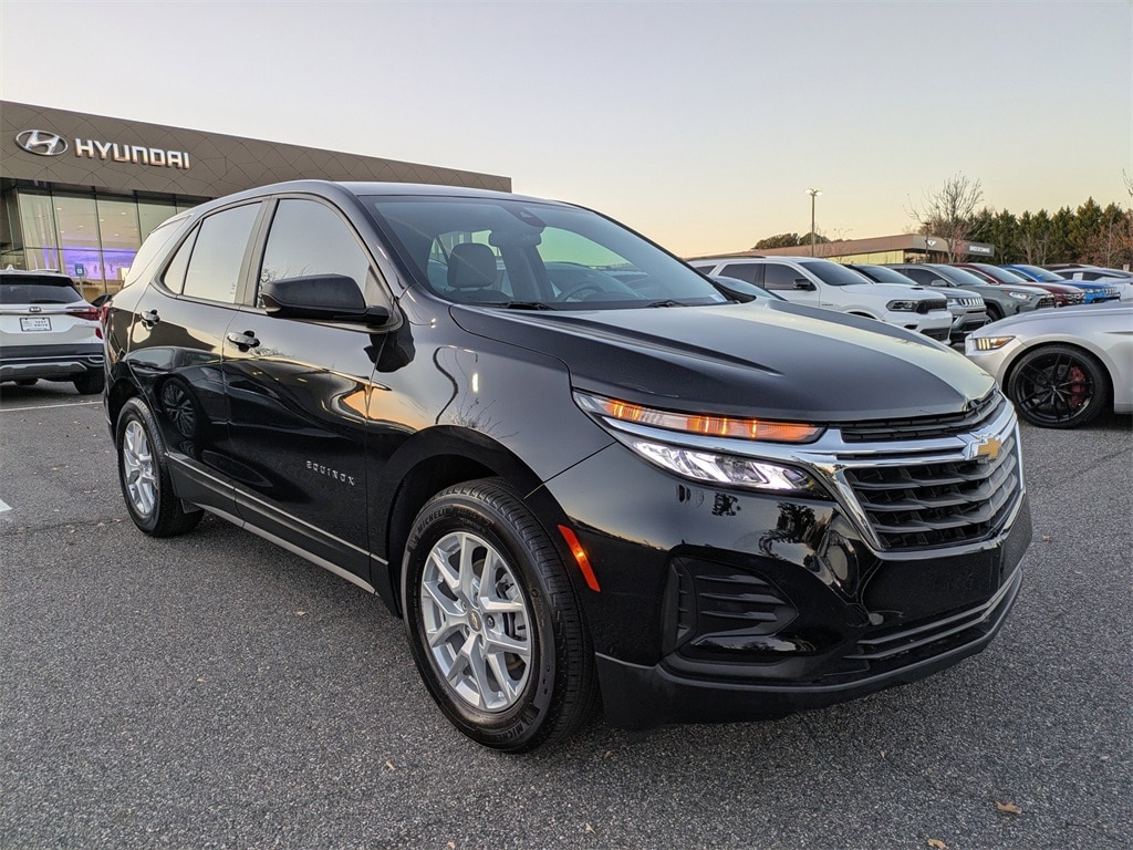Used 2024 Chevrolet Equinox LS w/1LS SUV