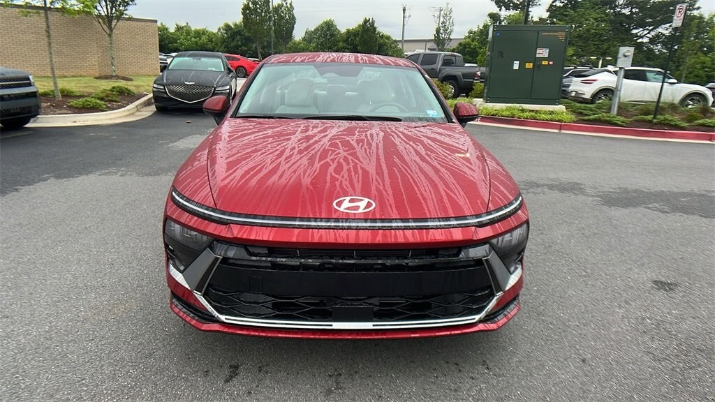 2025 Hyundai Sonata SEL photo 2