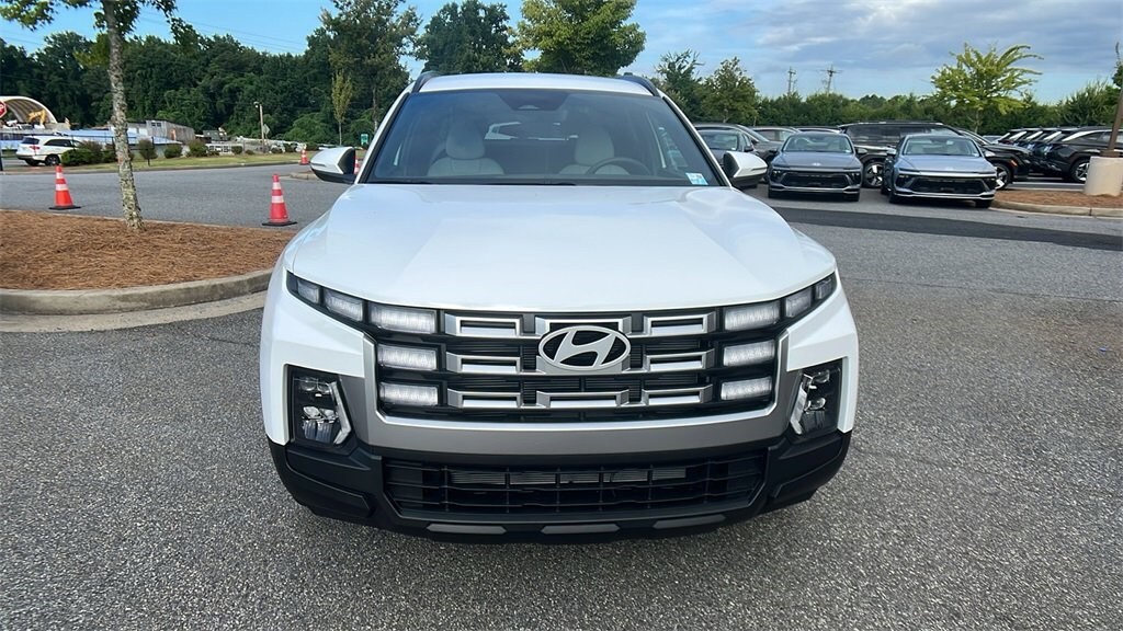 2025 Hyundai Santa Cruz SEL photo 2