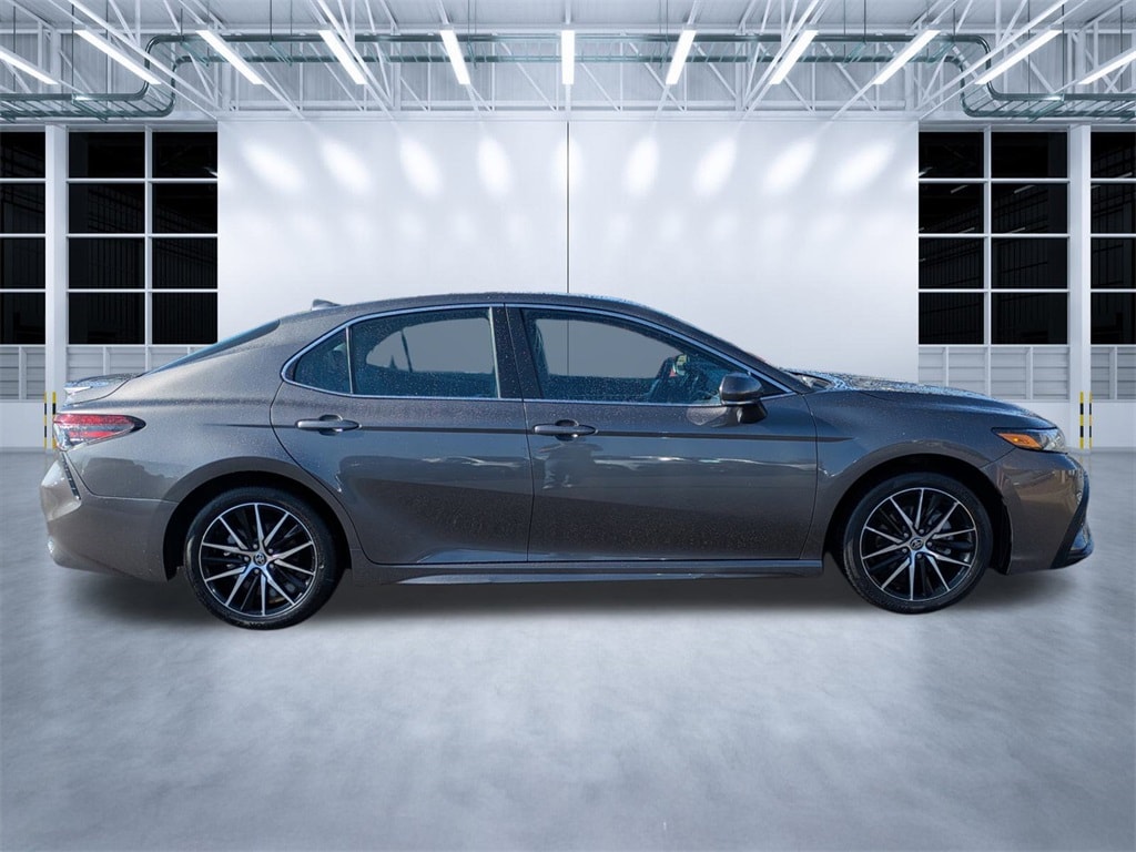 Used 2023 Toyota Camry SE Sedan