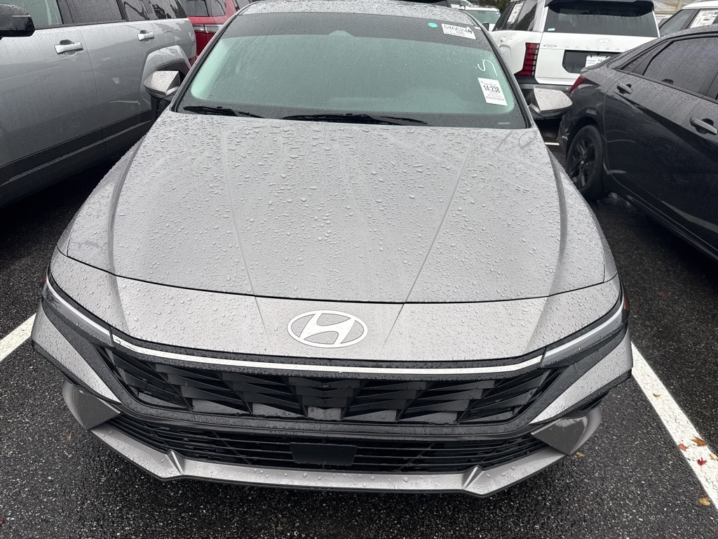 Used 2024 Hyundai Elantra SEL Sedan