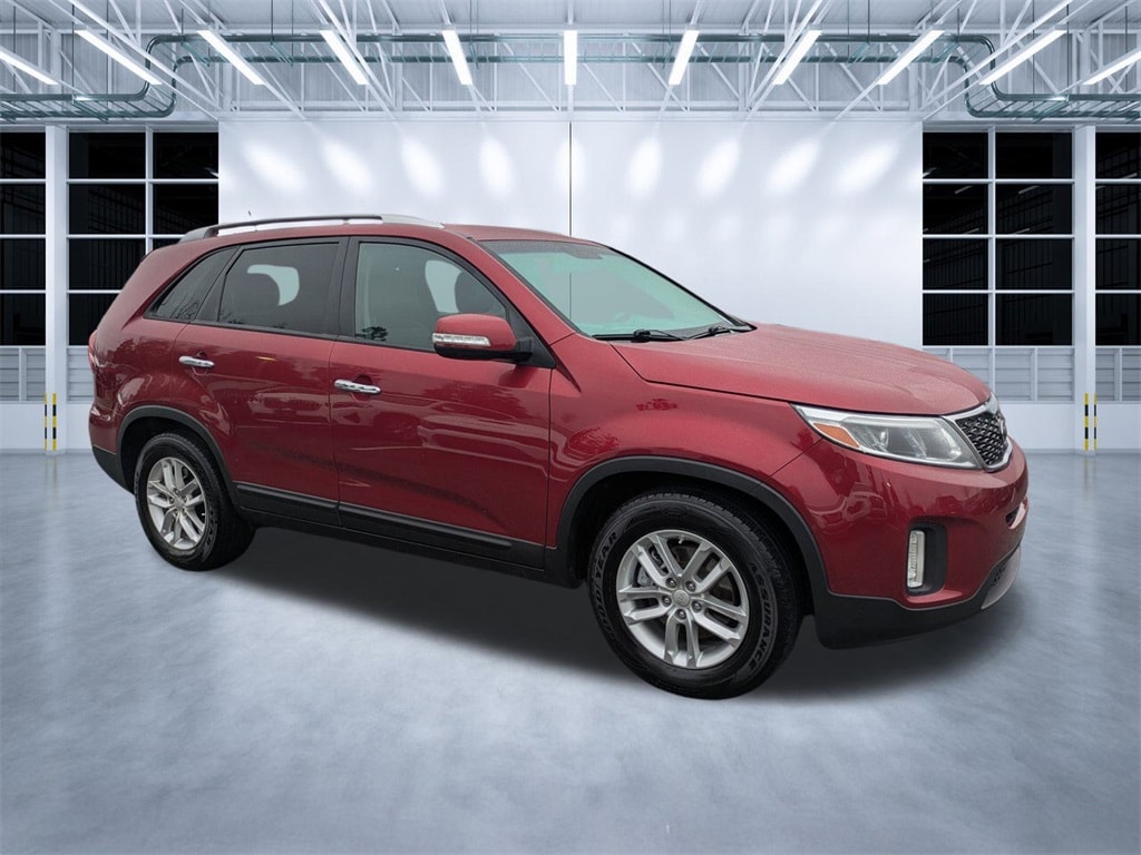 Used 2014 Kia Sorento LX with VIN 5XYKT3A63EG513989 for sale in Cumming, GA