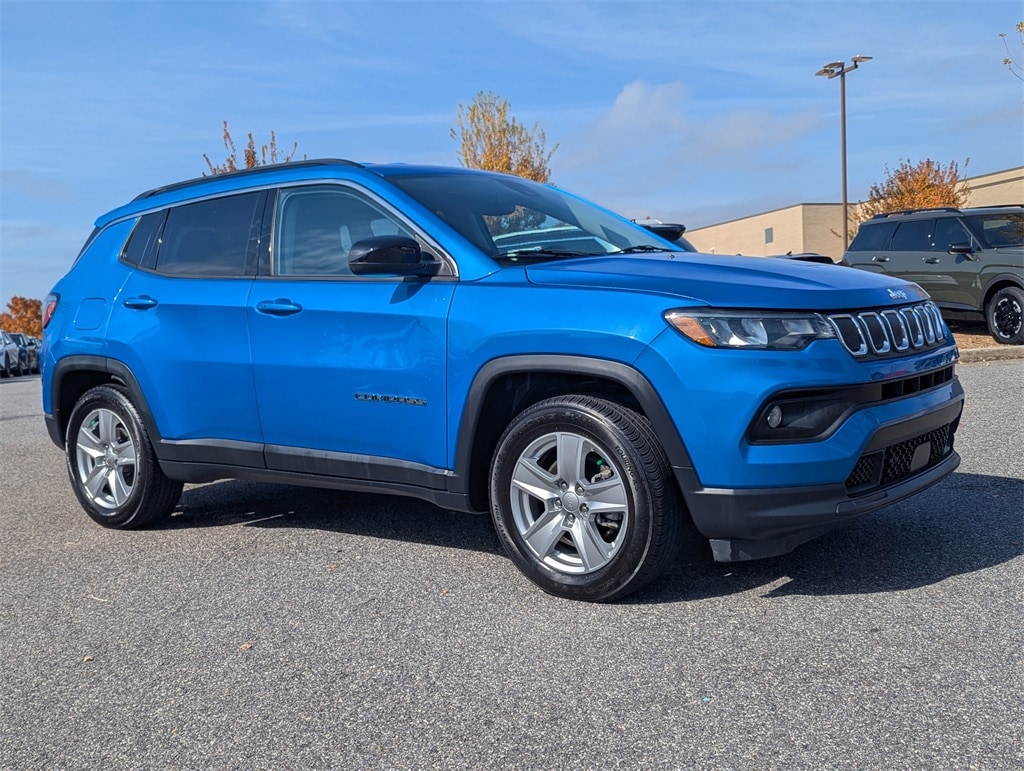 Used 2022 Jeep Compass Latitude SUV
