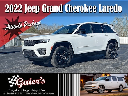 2022 Jeep Grand Cherokee Laredo SUV