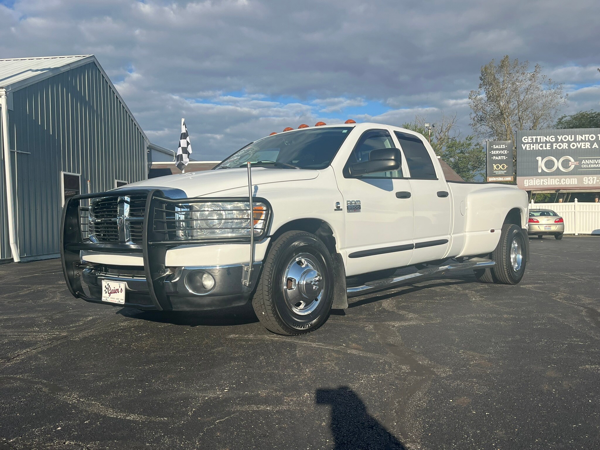 2007 Dodge Ram 3500 SLT photo 2