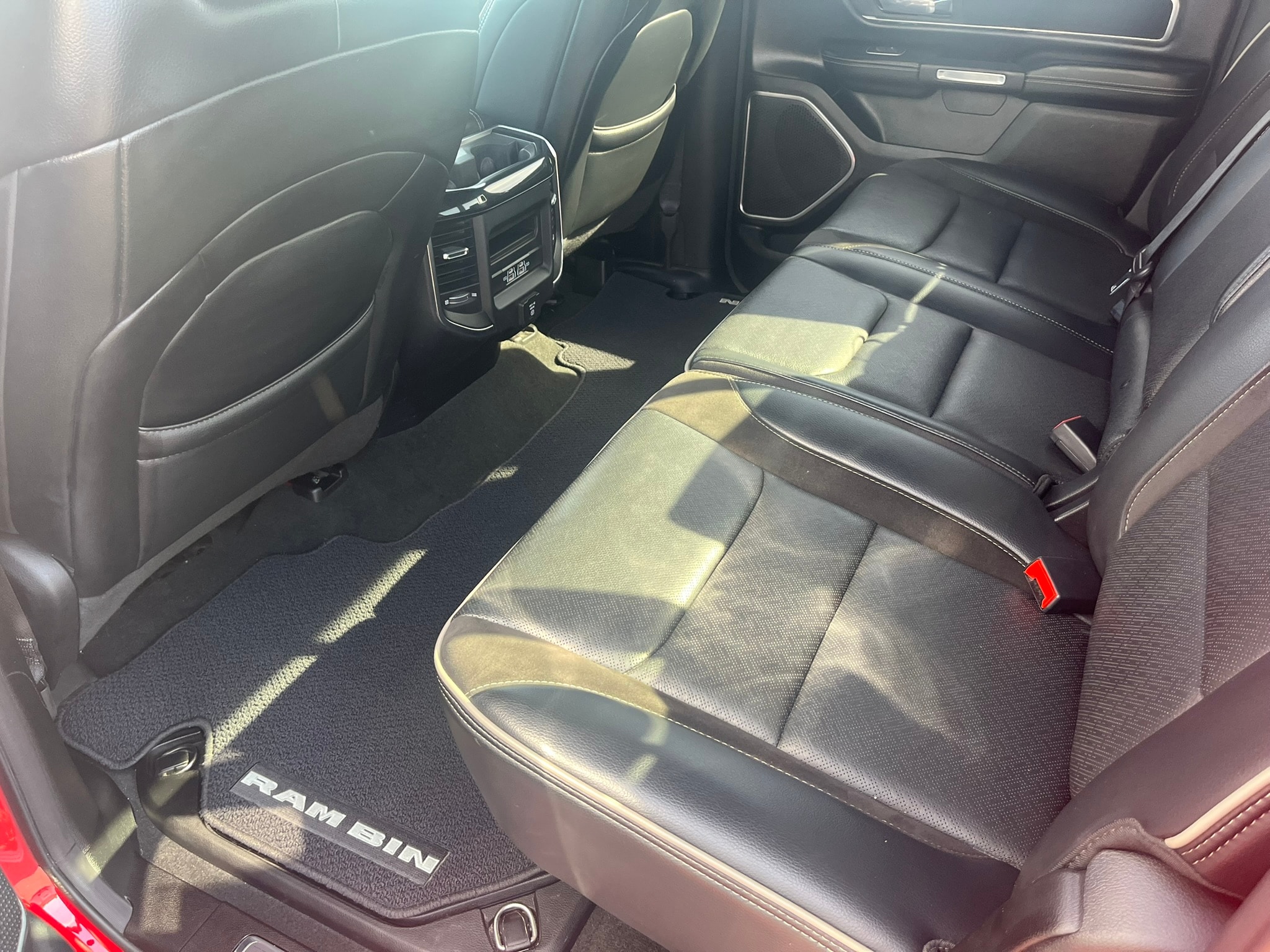 2021 RAM Ram 1500 Pickup Laramie - Photo 25