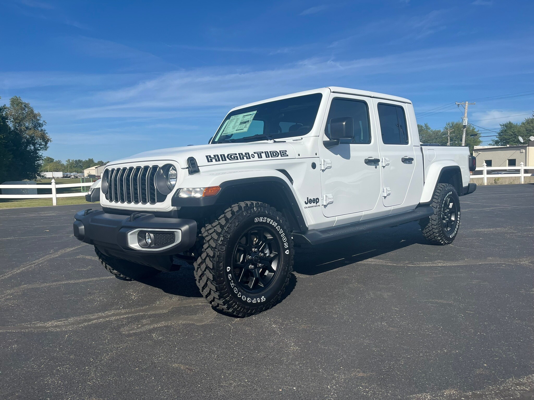 2025 Jeep Gladiator Sport photo 2