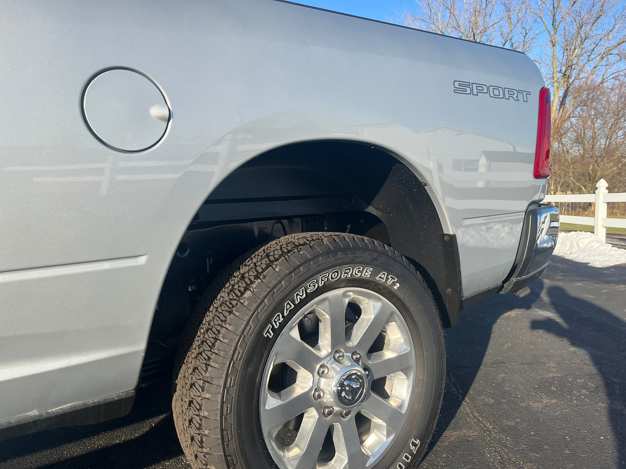 2026 RAM 3500 Laramie - Photo 6