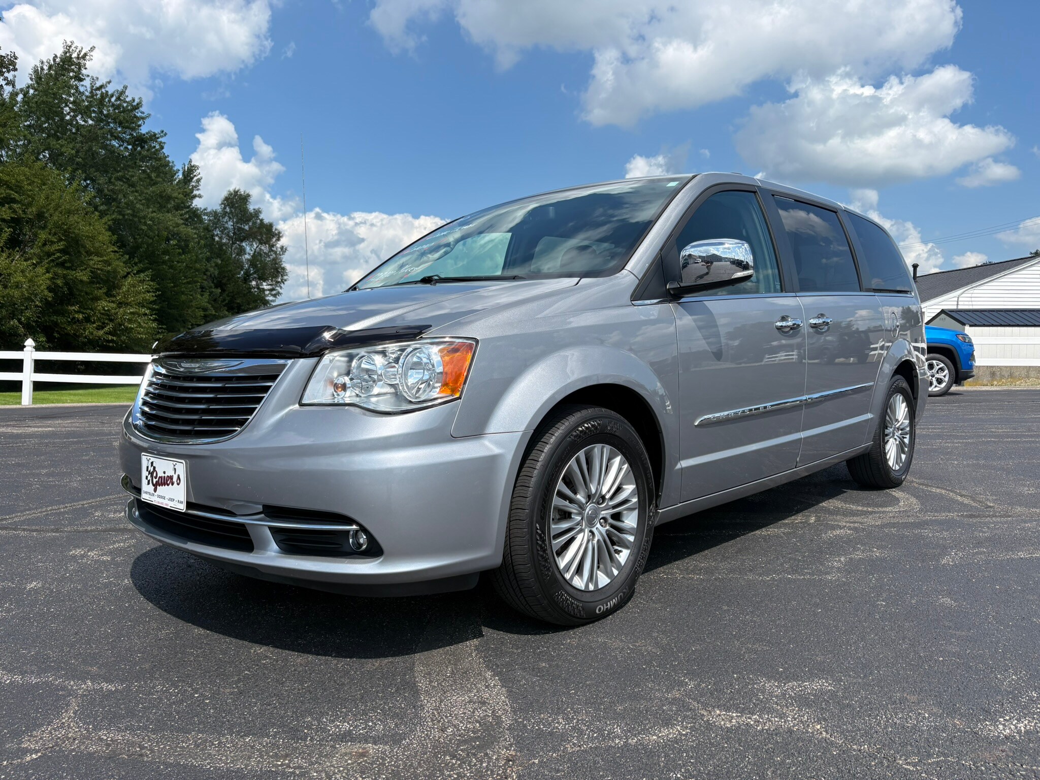 Used 2015 Chrysler Town & Country Touring-L with VIN 2C4RC1CG0FR755144 for sale in Fort Loramie, OH