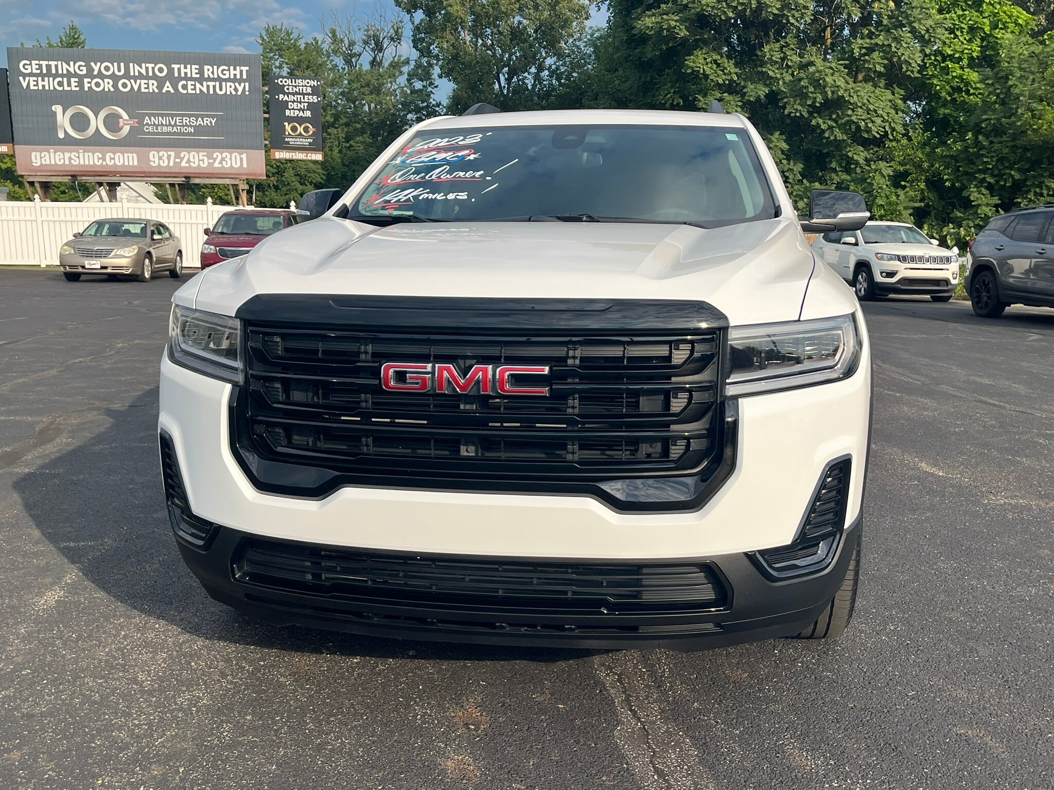 2023 Gmc Acadia SLE photo 3