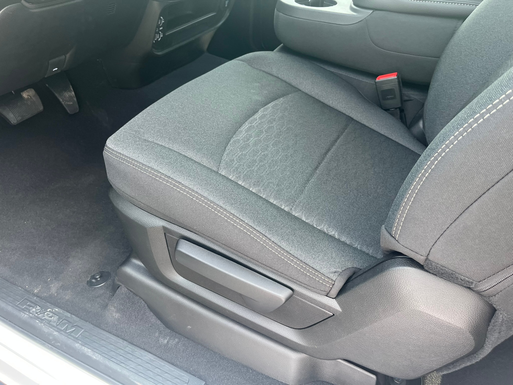 2026 RAM 2500 Tradesman - Photo 12