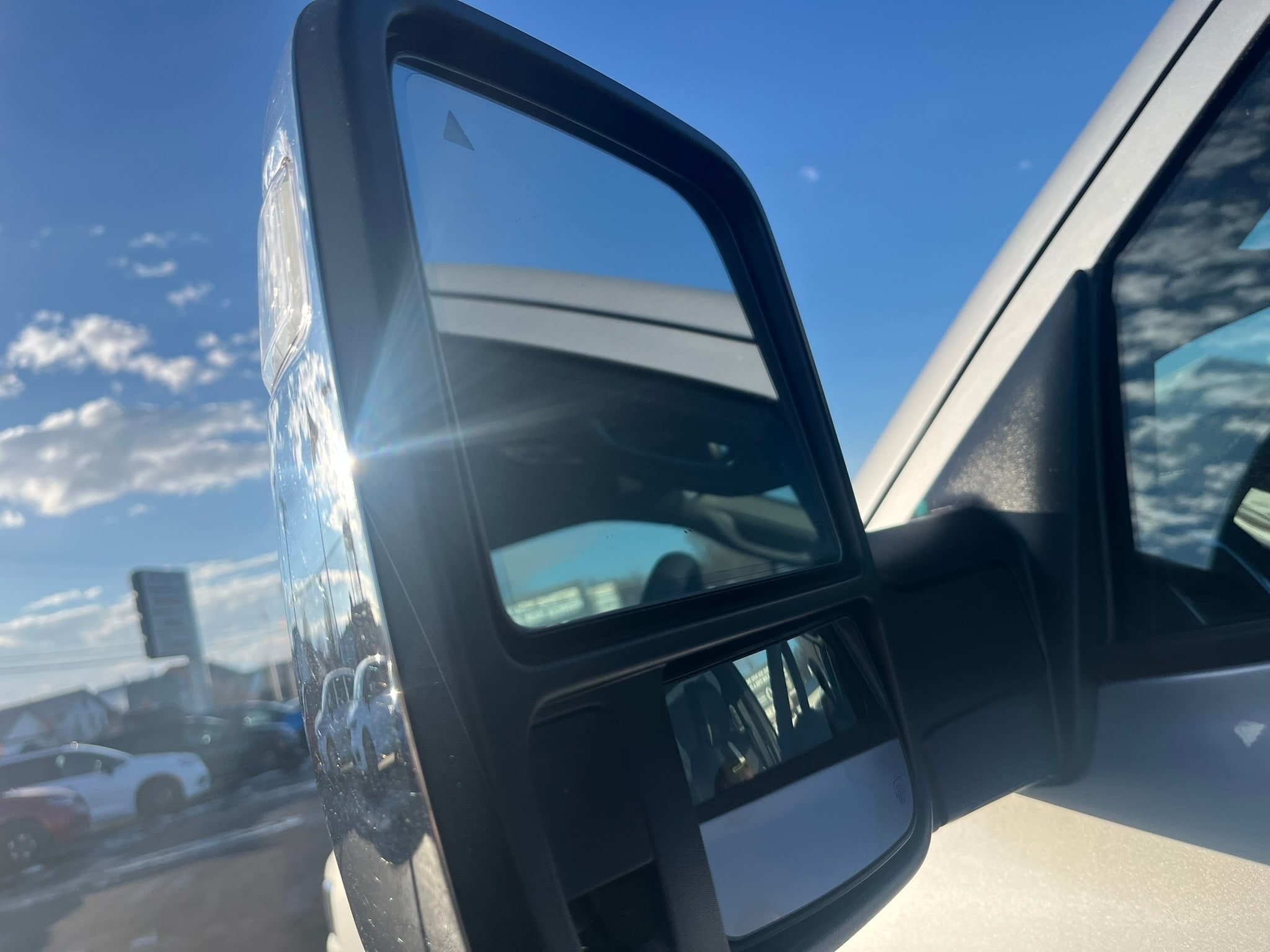2026 RAM 3500 Laramie - Photo 7