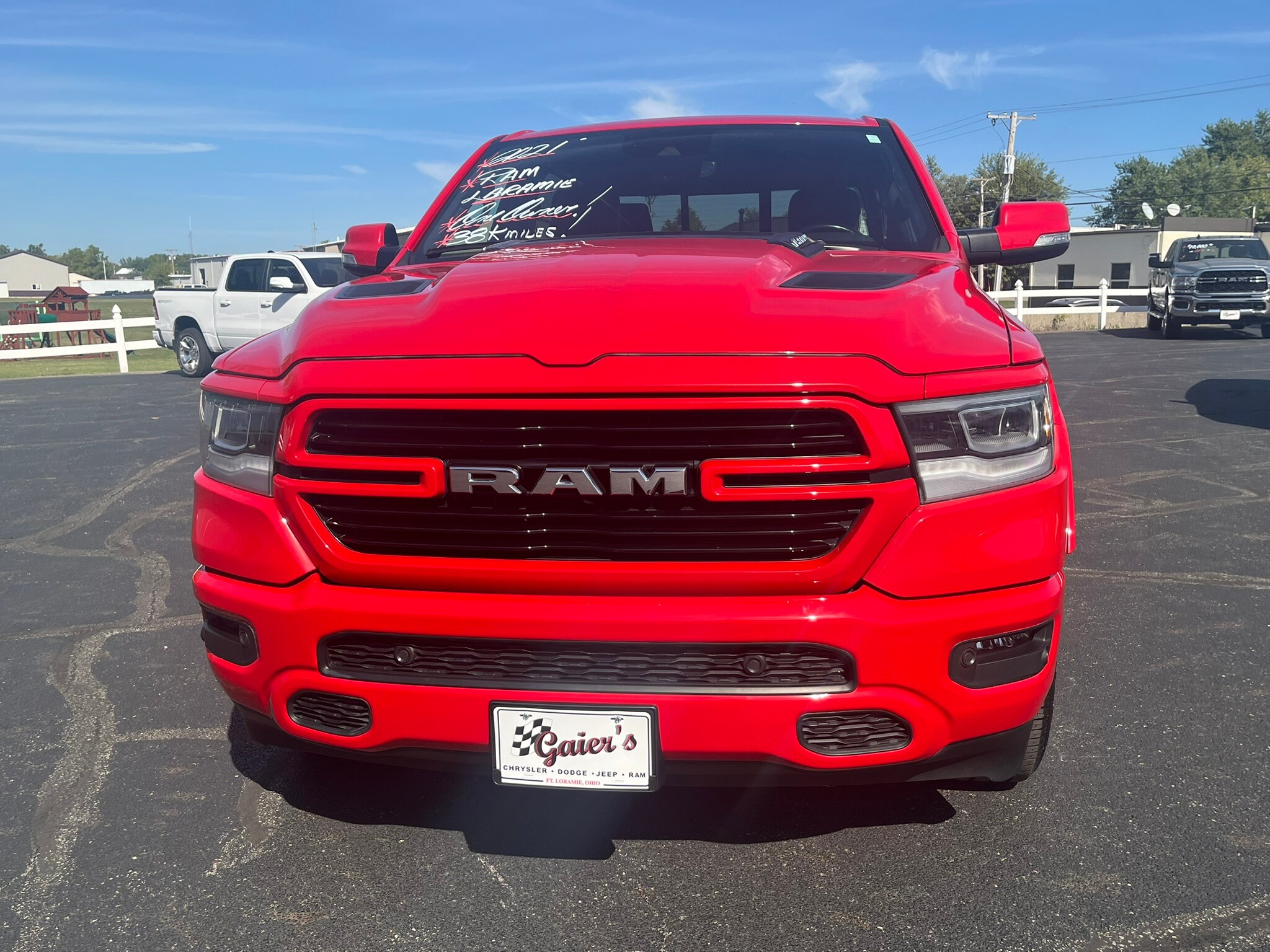 2021 Ram 1500 Laramie photo 3