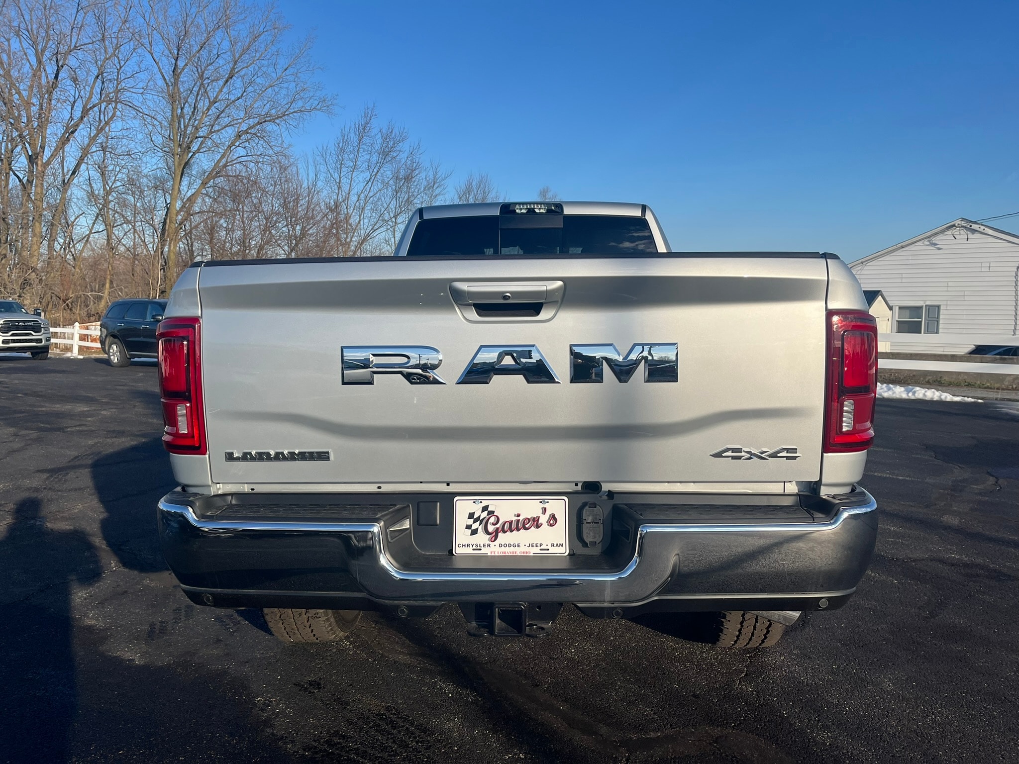 2026 RAM 3500 Laramie - Photo 9