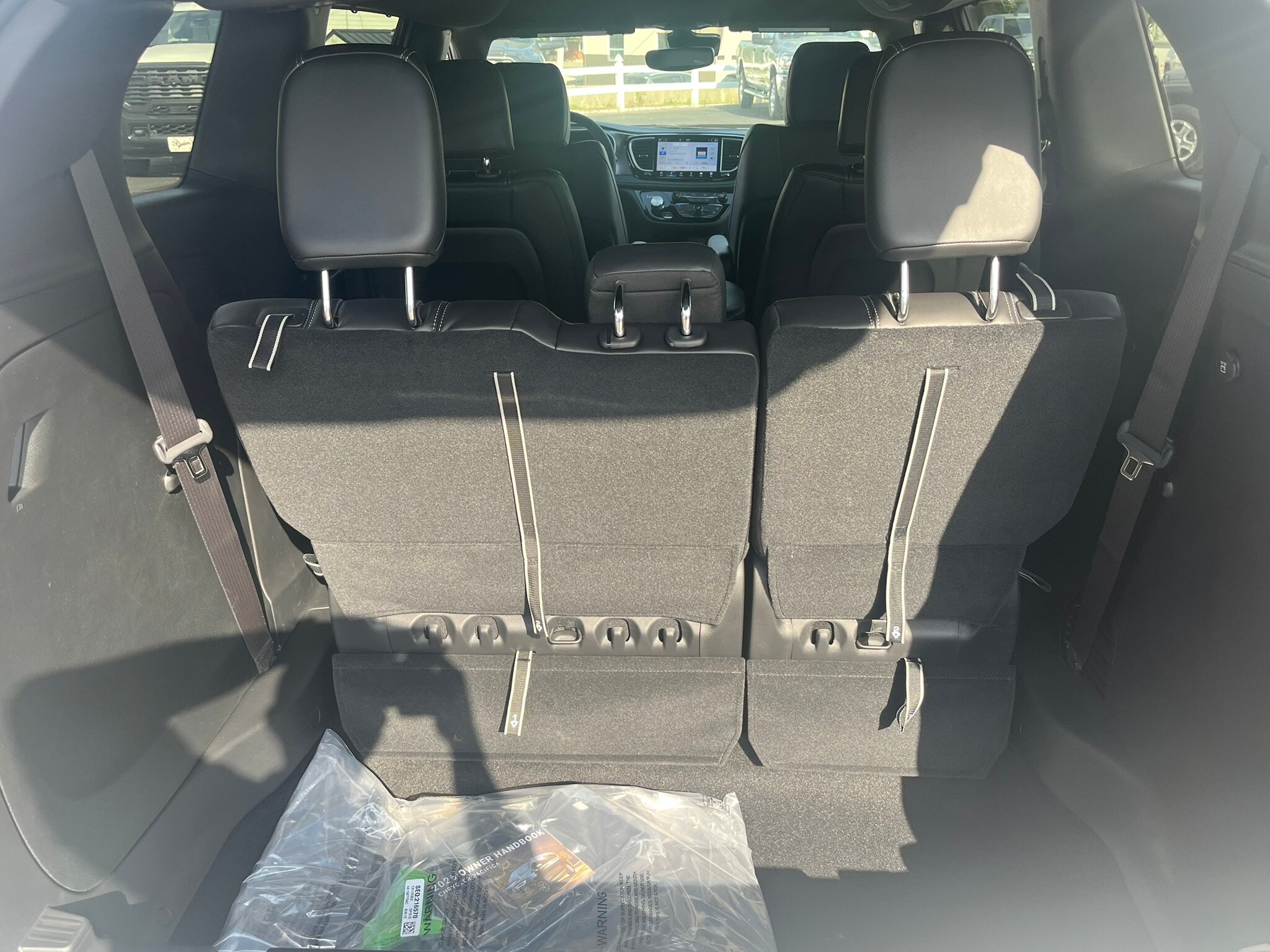 2026 Chrysler Pacifica Select - Photo 21