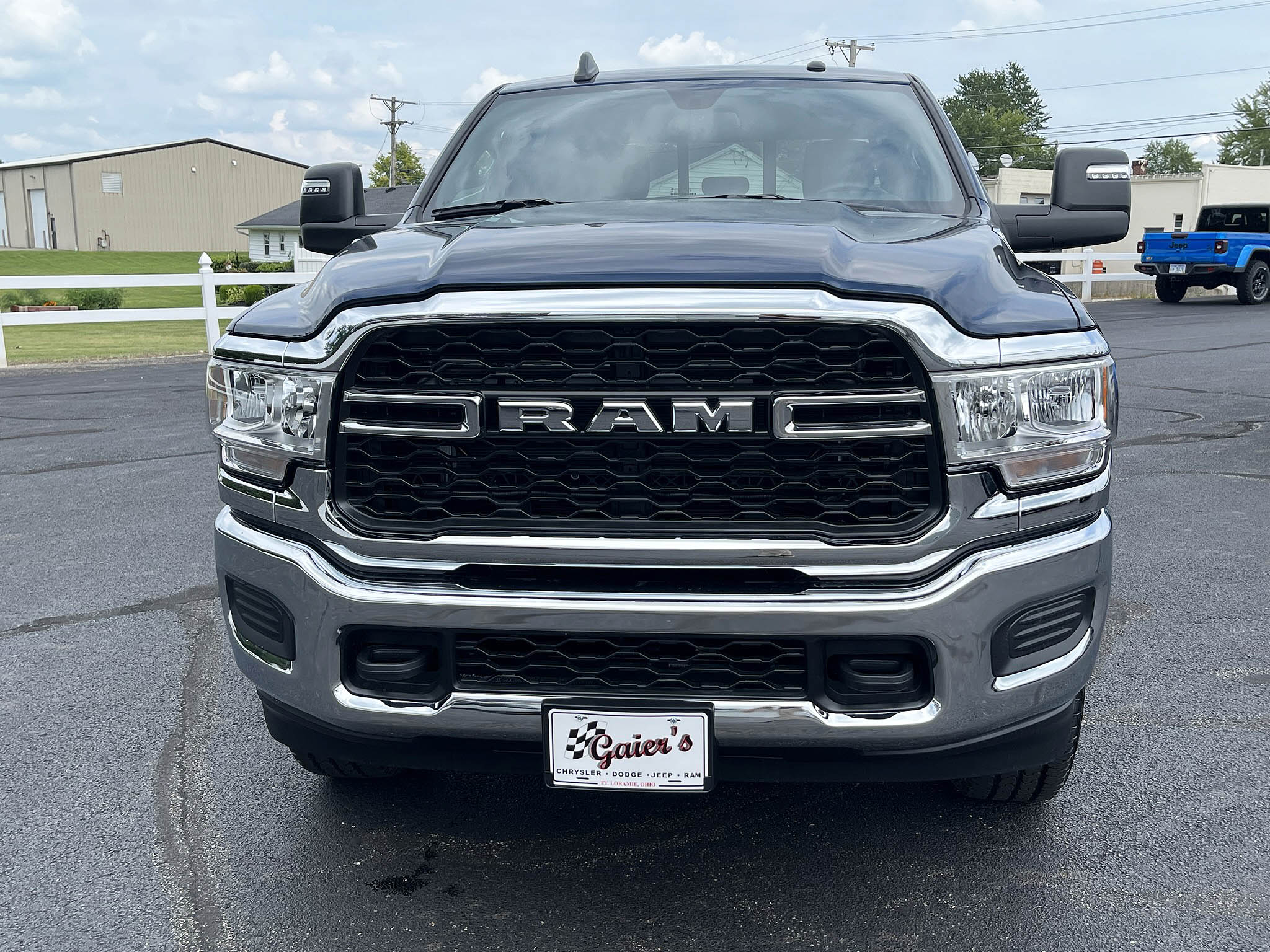 2024 Ram 2500 Tradesman photo 4