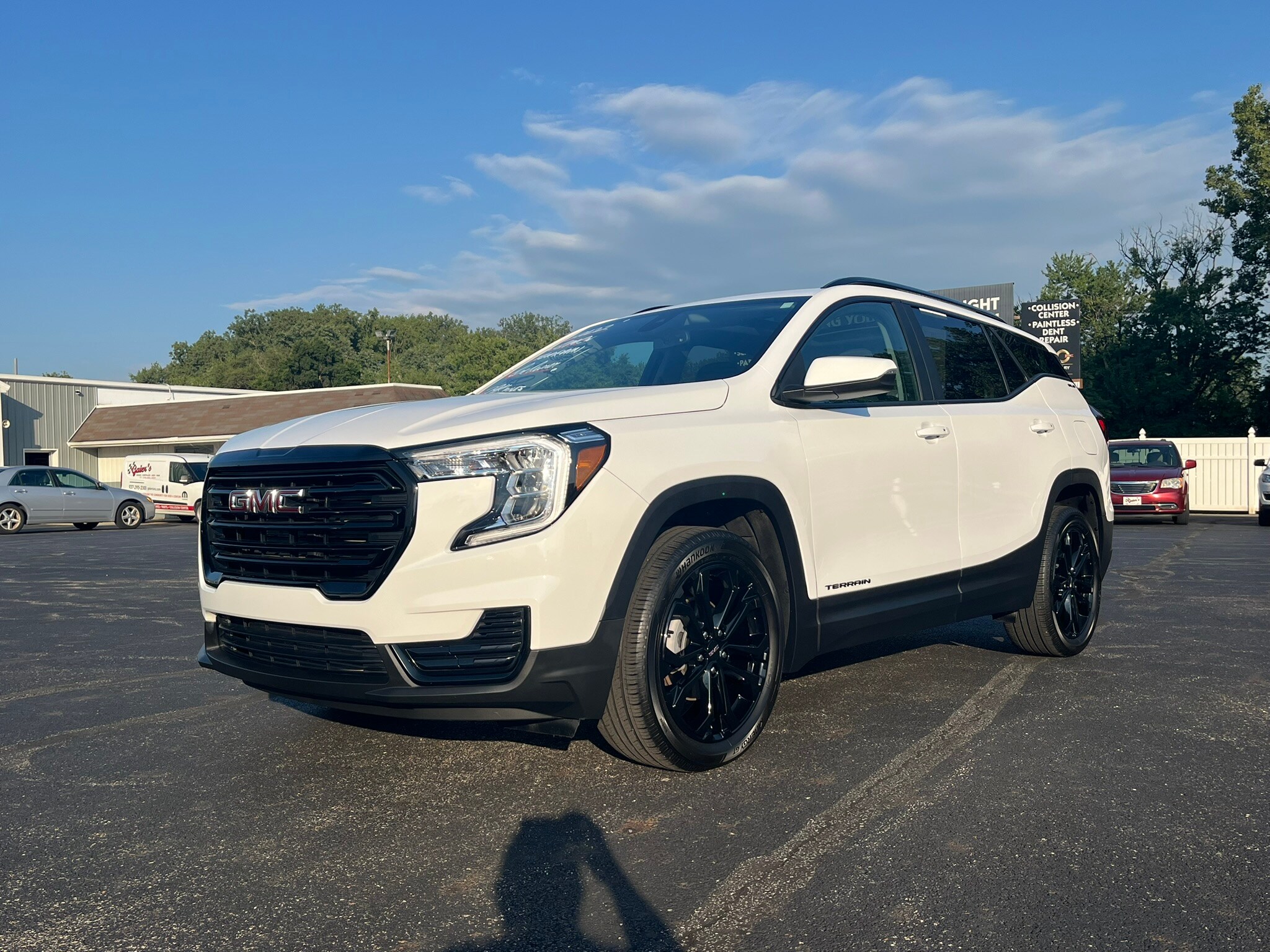 2022 Gmc Terrain SLE photo 2
