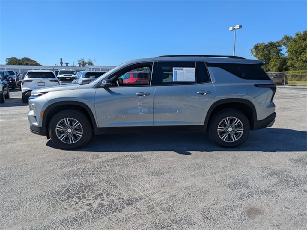 Certified 2024 Chevrolet Traverse LT SUV