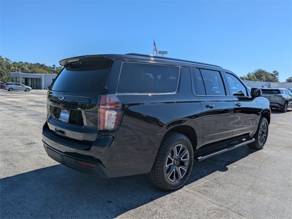 Used 2023 Chevrolet Suburban Z71 SUV