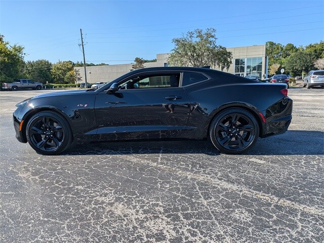2021 Chevrolet Camaro LT1 photo 3