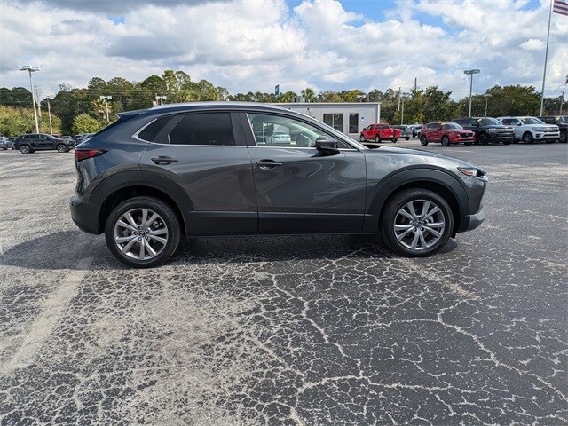 2022 Mazda CX-30 2.5 Select photo 2