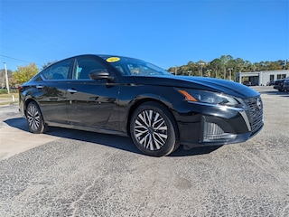 2024 Nissan Altima 2.5 SV Sedan