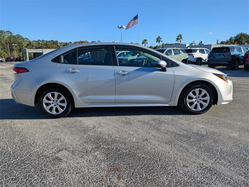 Used 2024 Toyota Corolla LE Sedan