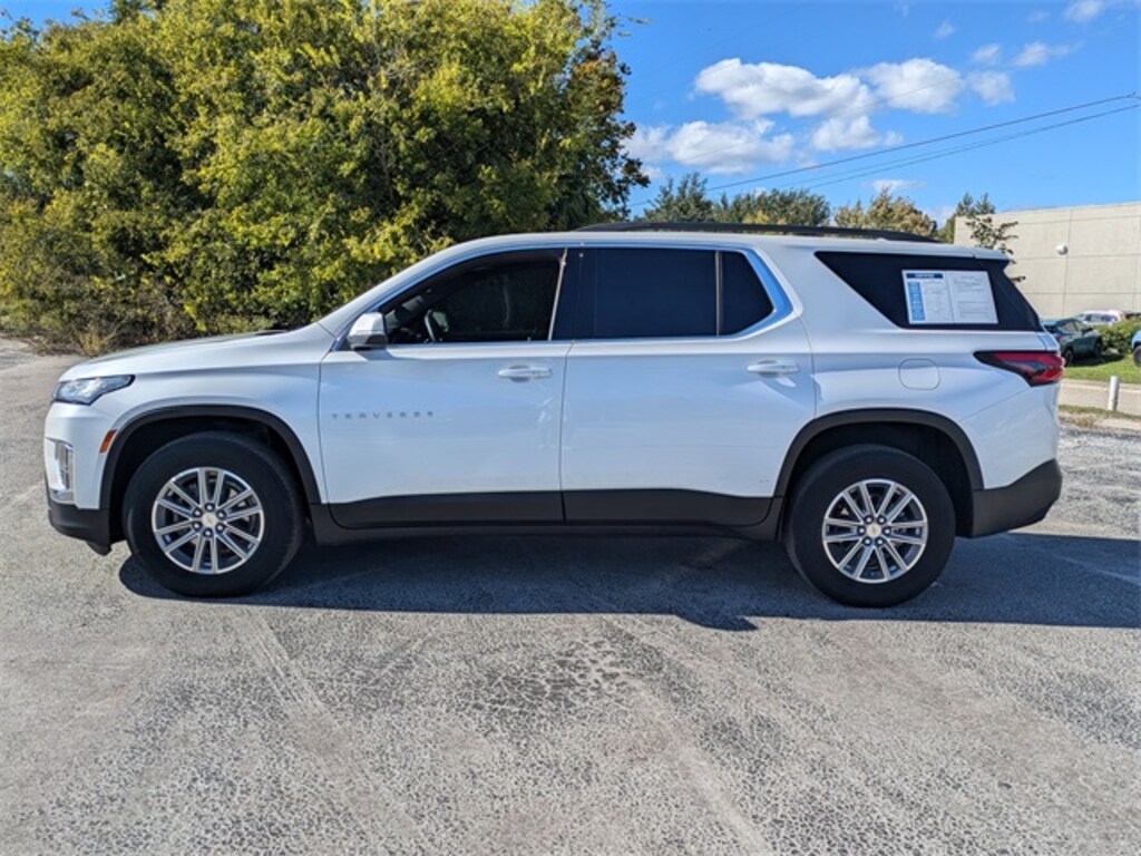 Used 2023 Chevrolet Traverse LT Leather SUV