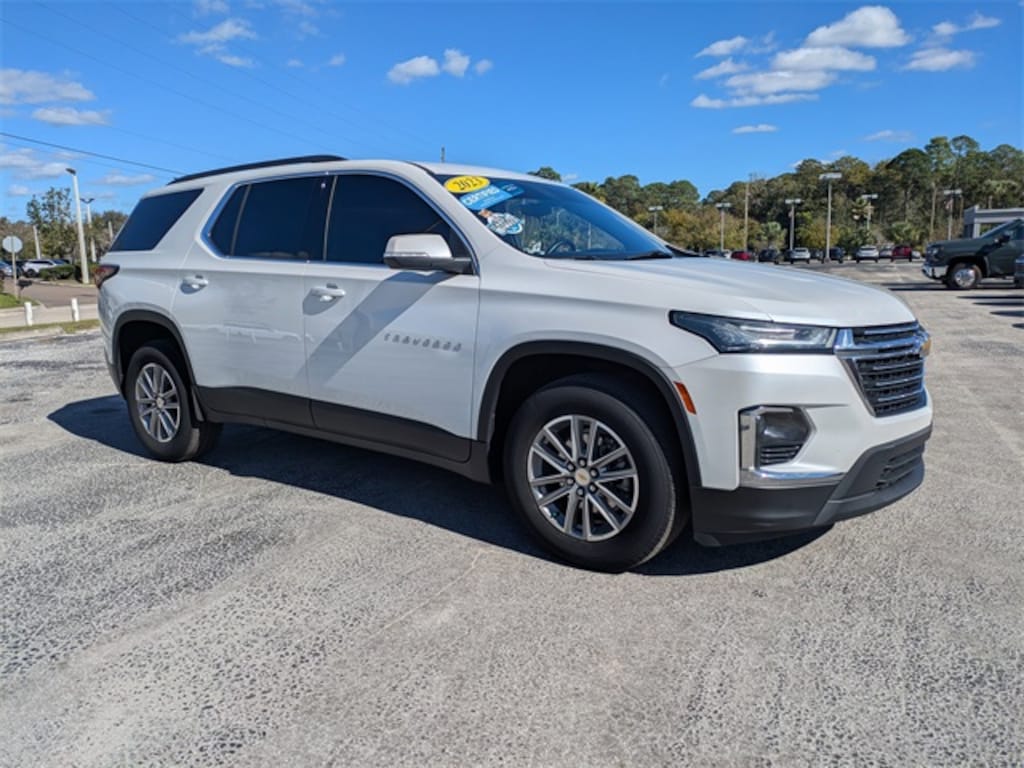 Used 2023 Chevrolet Traverse LT Leather SUV
