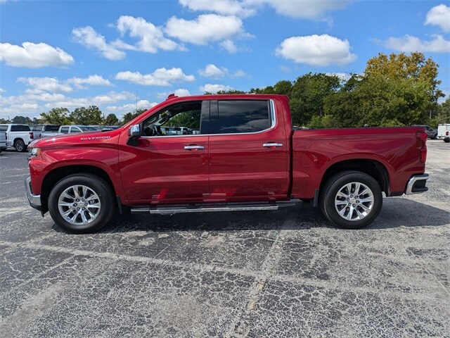 2021 Chevrolet Silverado 1500 LTZ photo 3
