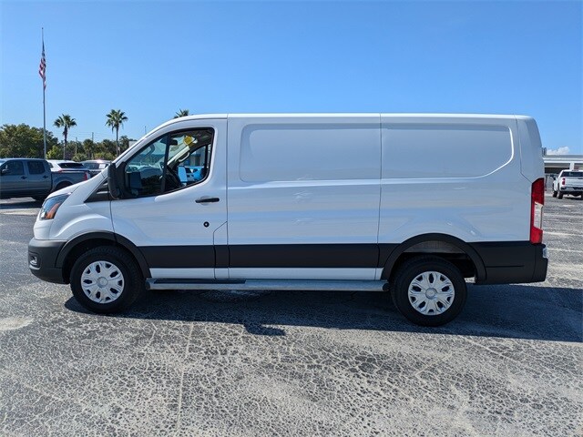 2024 Ford Transit Cargo Van photo 4
