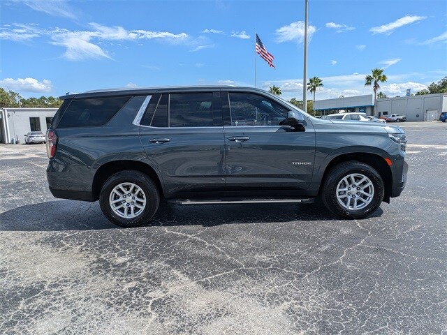 2021 Chevrolet Tahoe LT photo 2