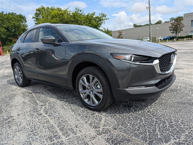 2025 Mazda CX-30 2.5 S Preferred photo 2
