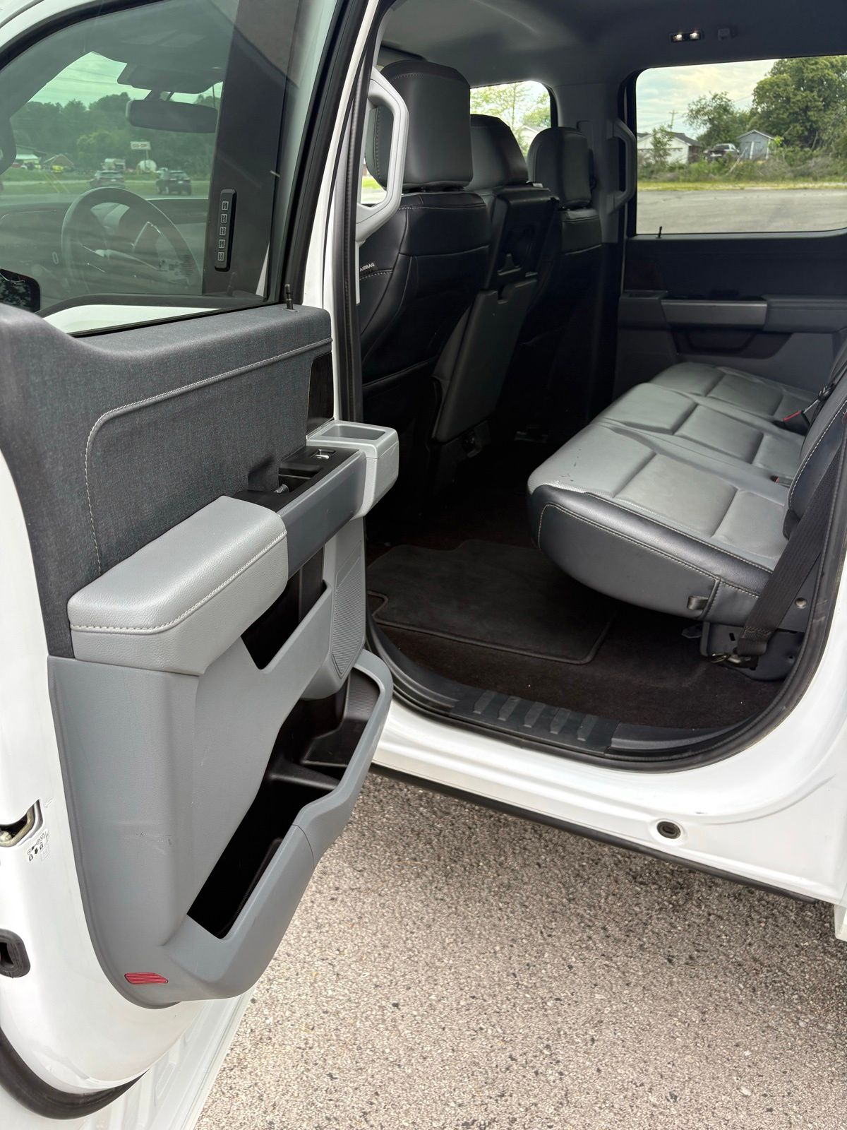 2022 Ford F-150 Lariat - Photo 17