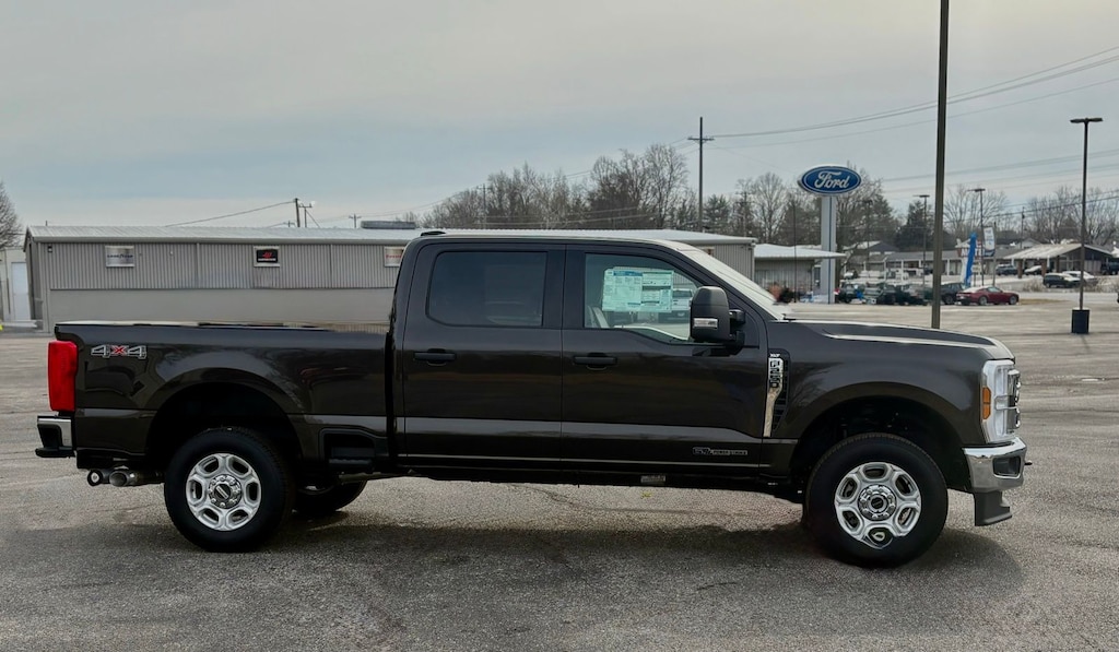 New 2025 Ford F-250SD XLT Truck
