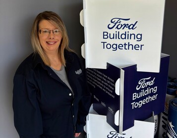 Staff member Deana McCutcheon from ID_47ec3ee7de24