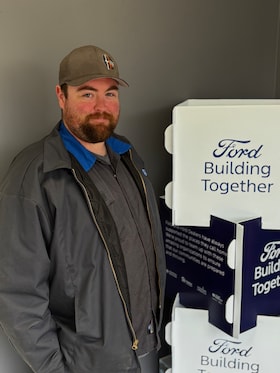 Staff member John Reed from ID_9b218b21def2