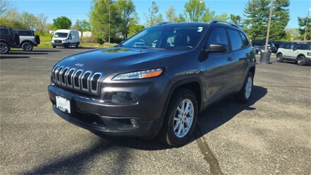 2017 Jeep Cherokee Latitude SUV
