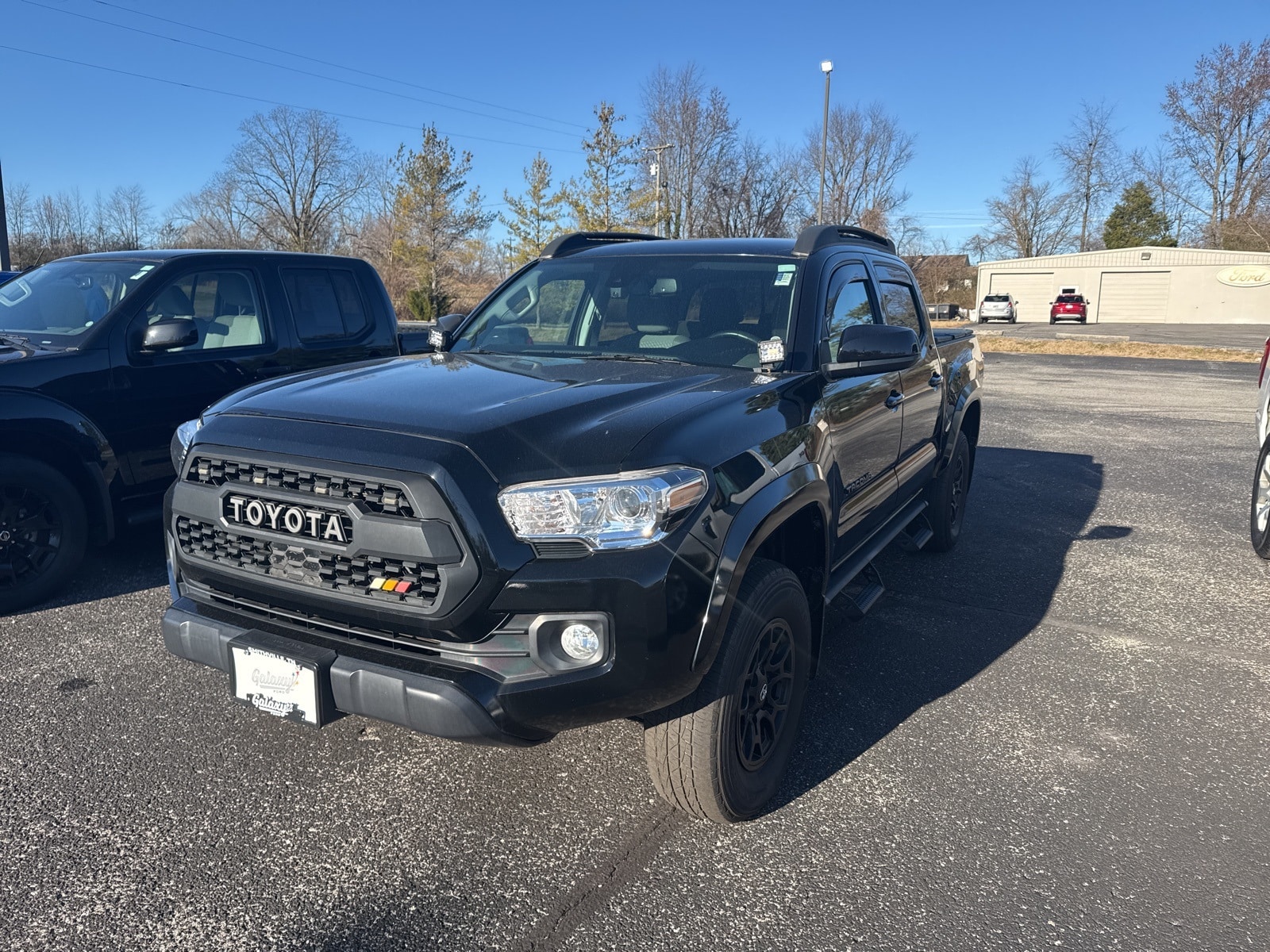 2021 Toyota Tacoma SR5's photo