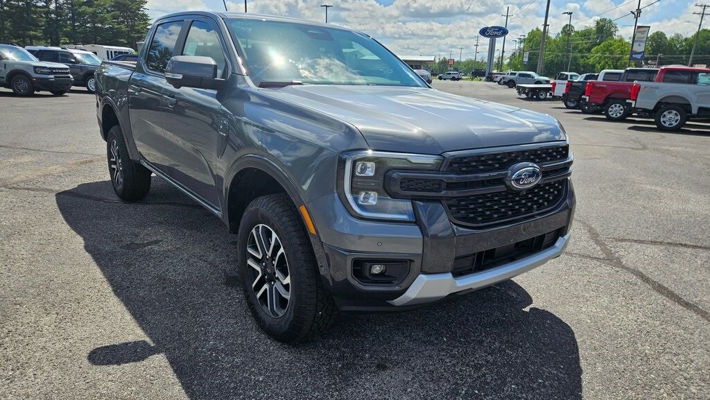 2024 Ford Ranger Lariat photo 3