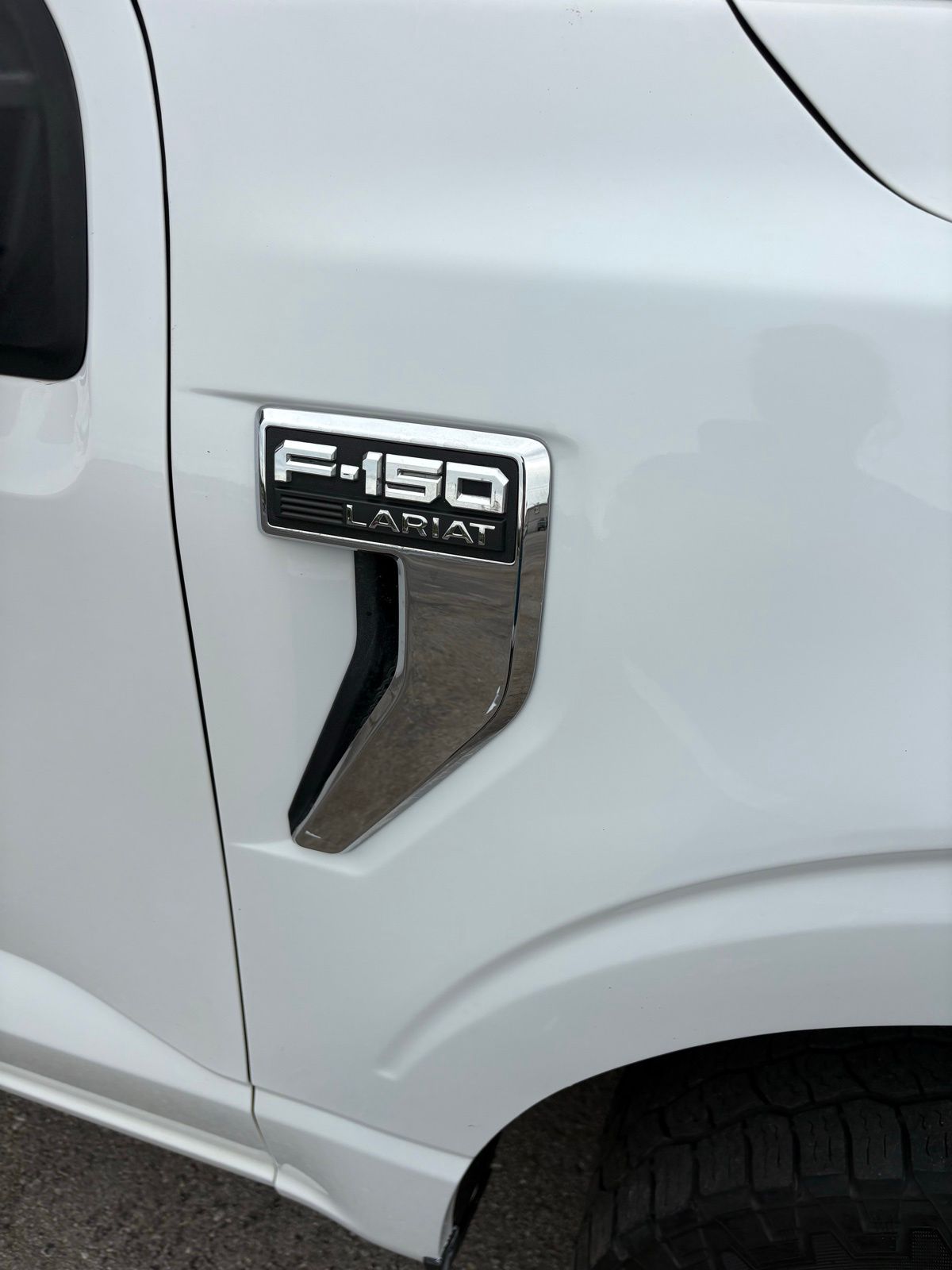 2022 Ford F-150 Lariat - Photo 8