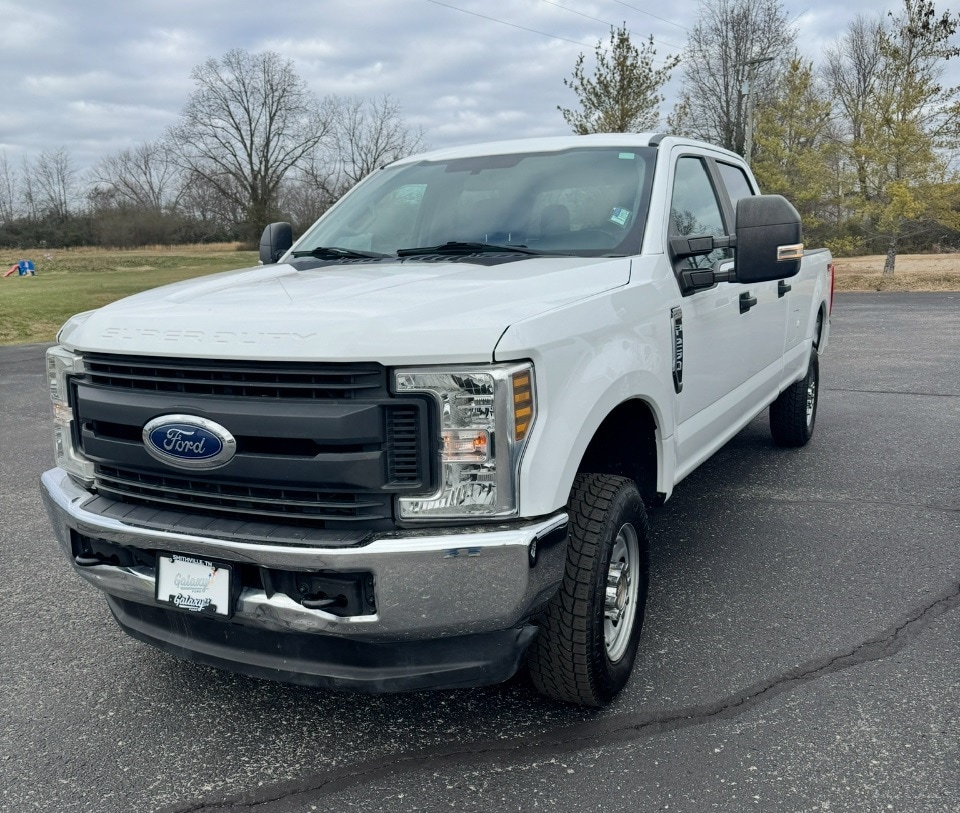 2018 Ford F-250 Super Duty XL's photo